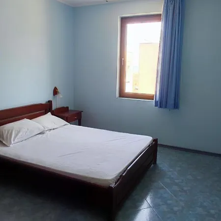 Vila Victoria Primorsko Апартхотел