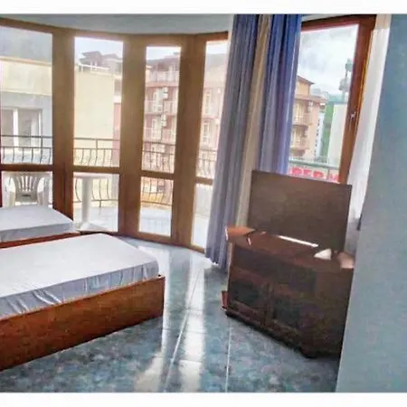 Апартхотел Vila Victoria Primorsko *