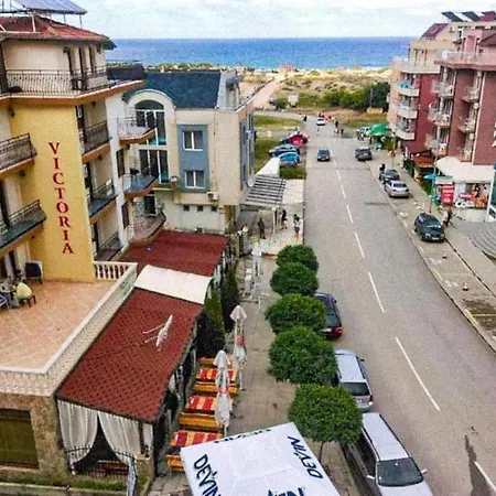 Victoria *