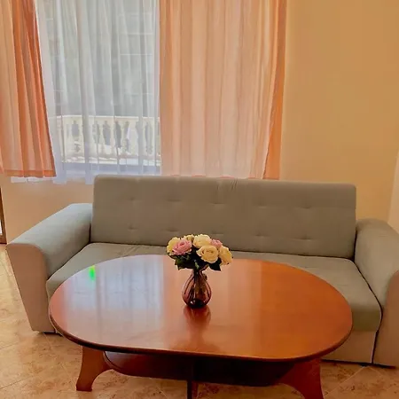 Vila Victoria Primorsko Primorsko