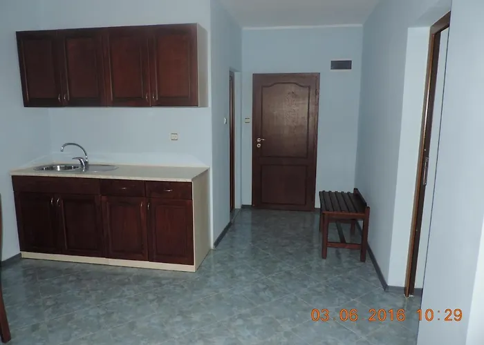 Апарт-отель Victoria