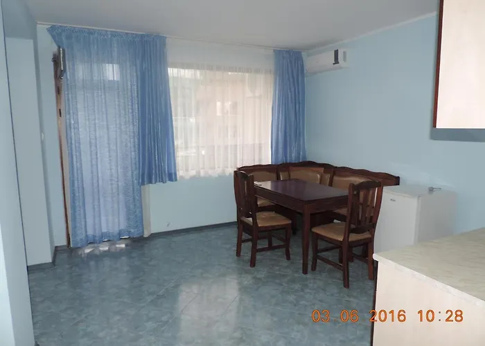 Апарт-отель Victoria