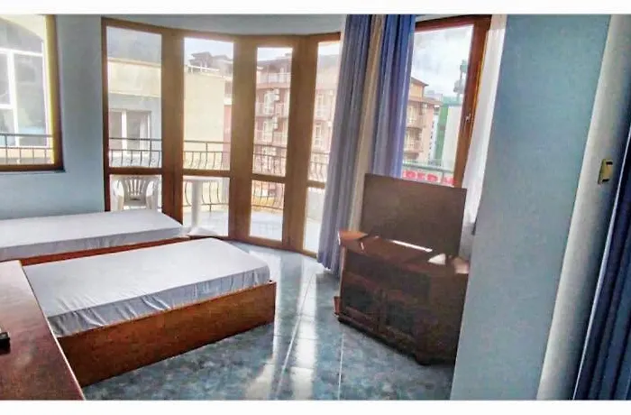 Апарт-отель Victoria *